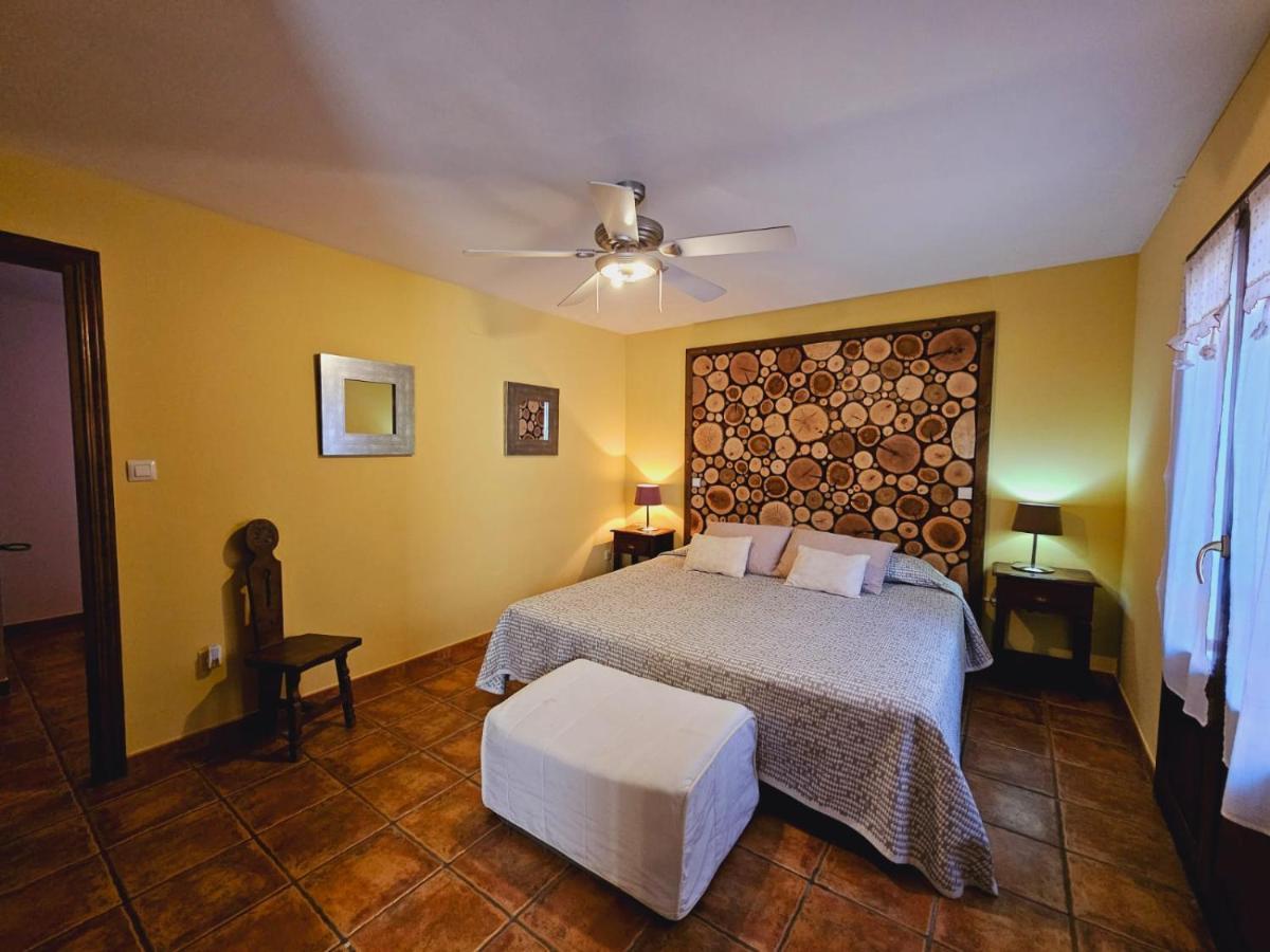 Lagar De Palacio Santa Cilia de Jaca Ruang foto