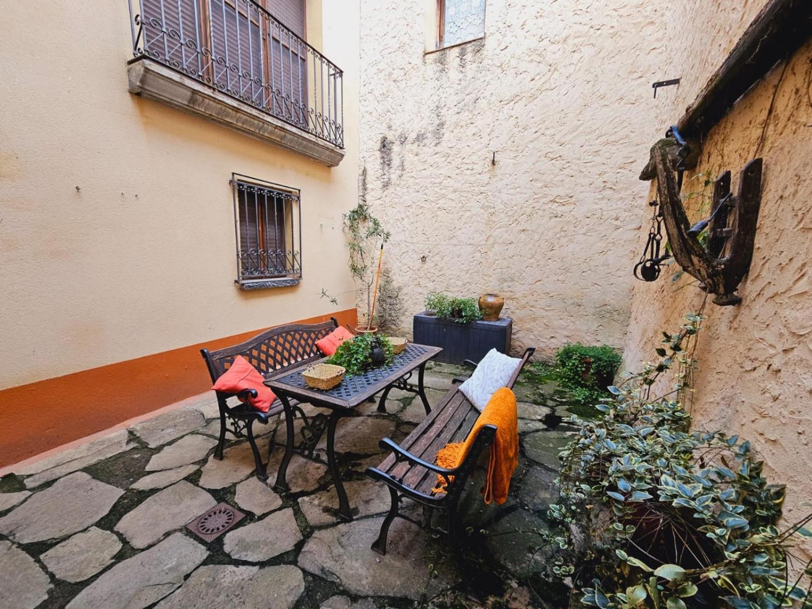 Lagar De Palacio Santa Cilia de Jaca Ruang foto